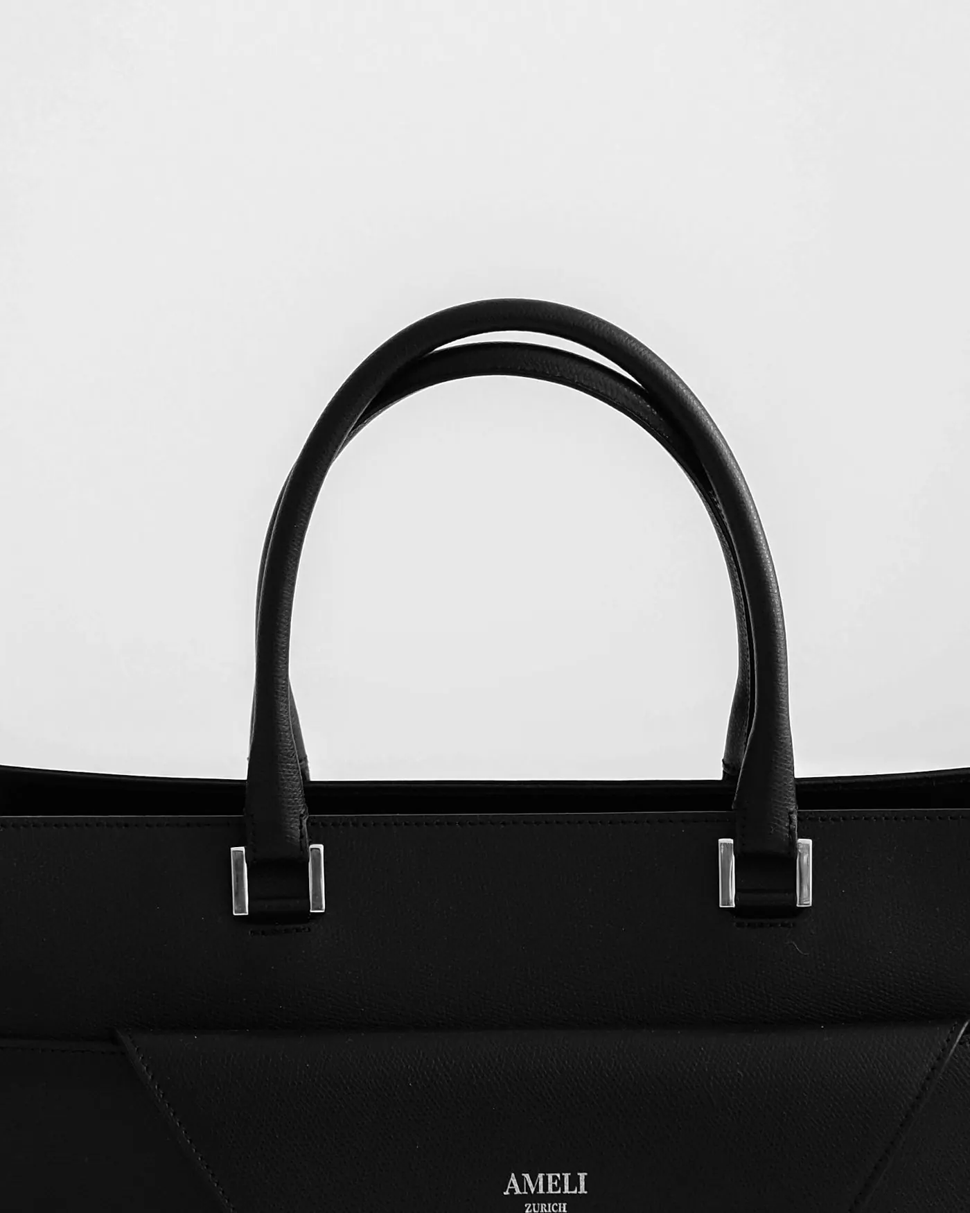Tote Noir, Fotografía 2